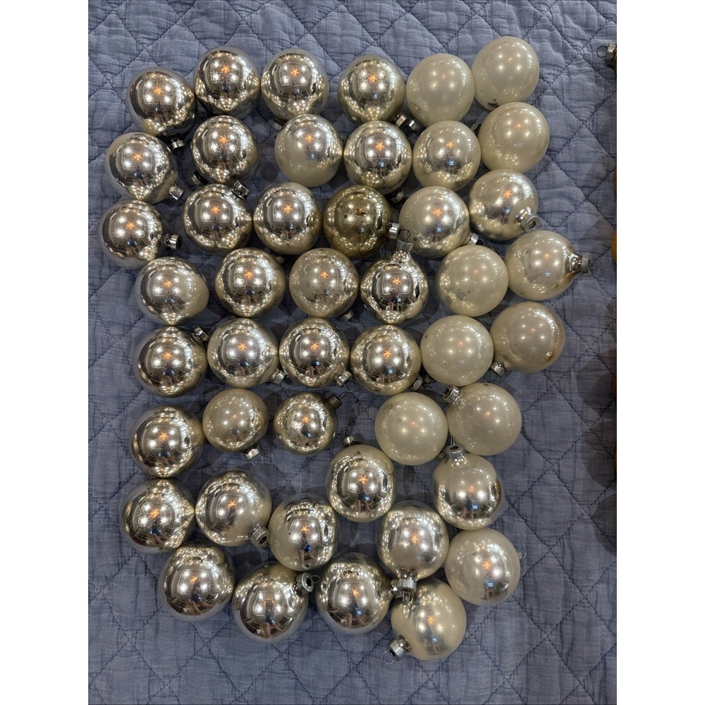 Lot/46 Vintage Glass Round Christmas Ornaments Bright Solid Silver/White
